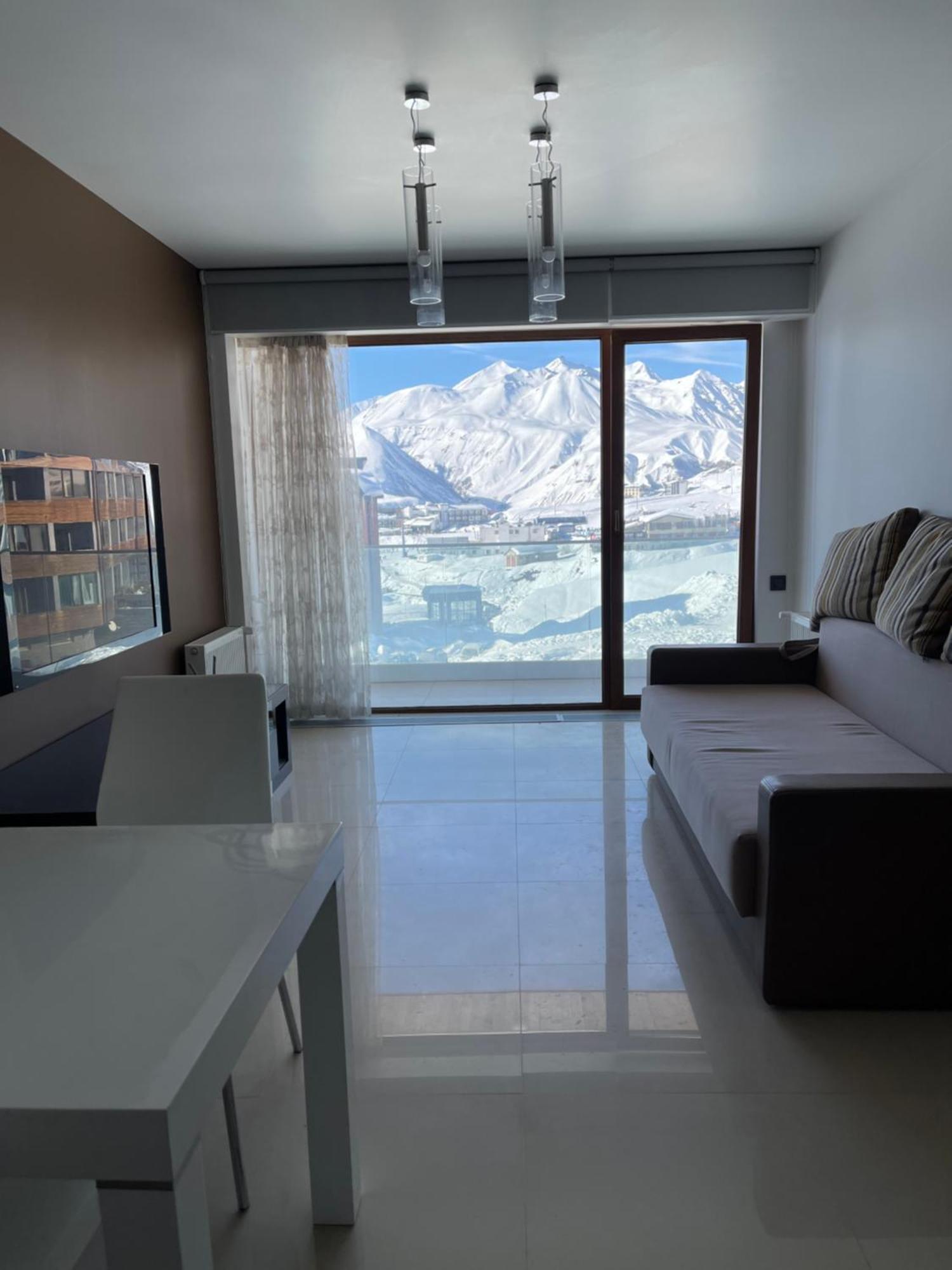 Happy Holidays Apartments In New Gudauri Ngoại thất bức ảnh